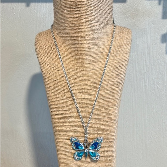 Paparazzi Blue and Silver Necklace with Intricate Design - Picture 3 of 12